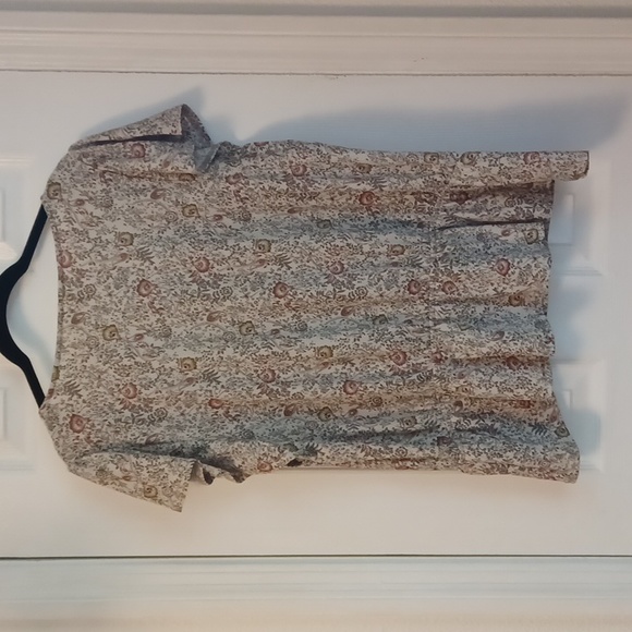 MELLODAY peplum top, size large - Picture 2 of 10